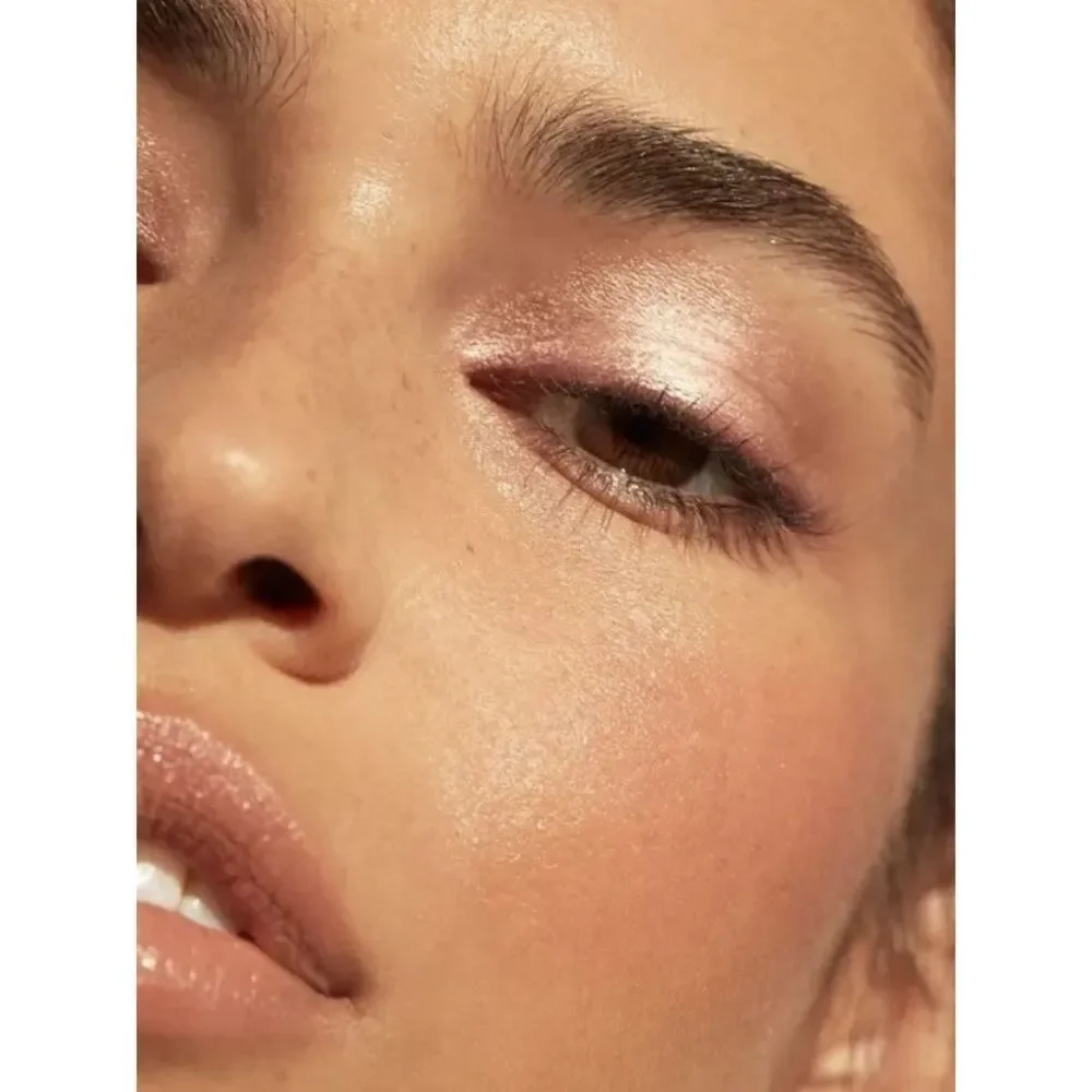 beautycounter lid glow